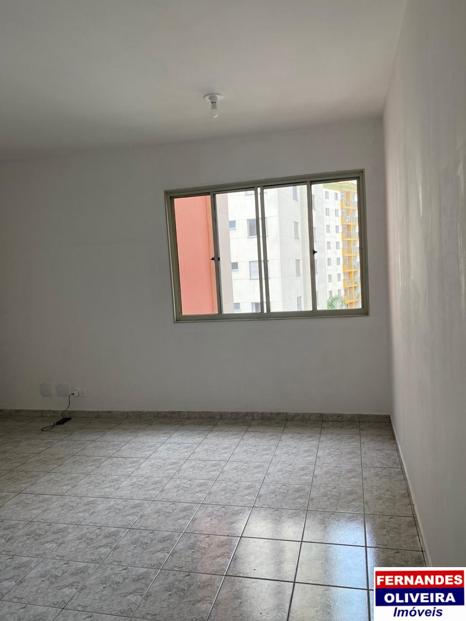 Apartamento à venda com 3 quartos, 65m² - Foto 2