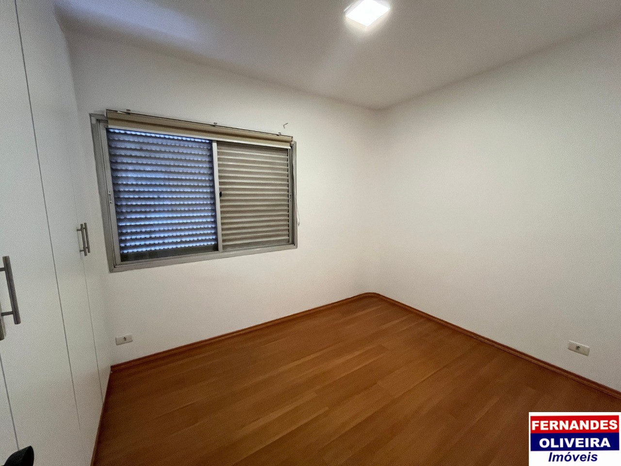 Apartamento para alugar com 4 quartos, 130m² - Foto 12