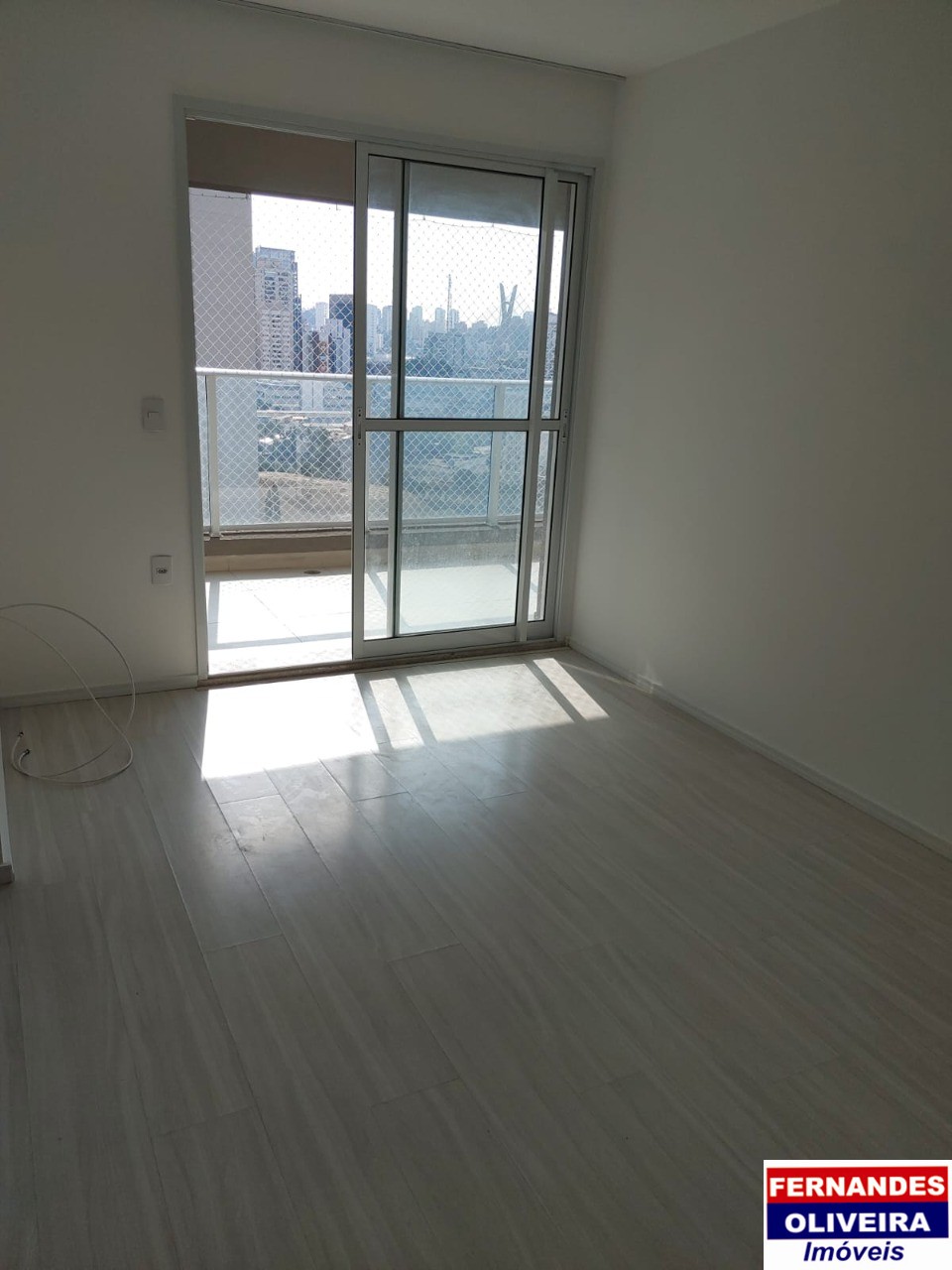 Apartamento à venda com 2 quartos, 70m² - Foto 4