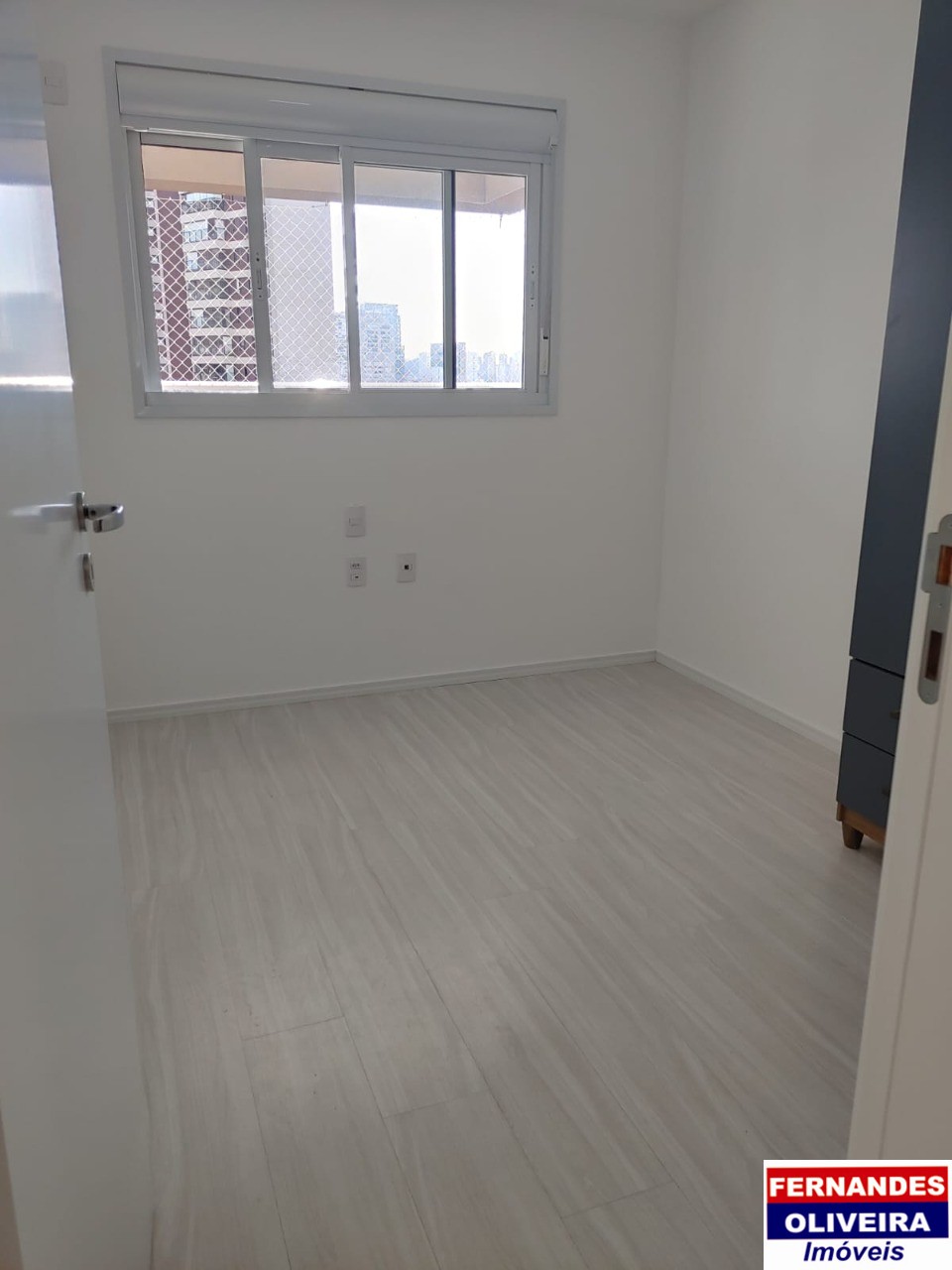 Apartamento à venda com 2 quartos, 70m² - Foto 11