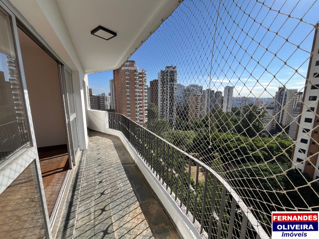 Apartamento para alugar com 4 quartos, 130m² - Foto 24