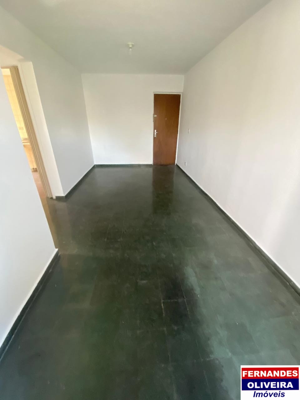 Apartamento para alugar com 2 quartos, 60m² - Foto 12