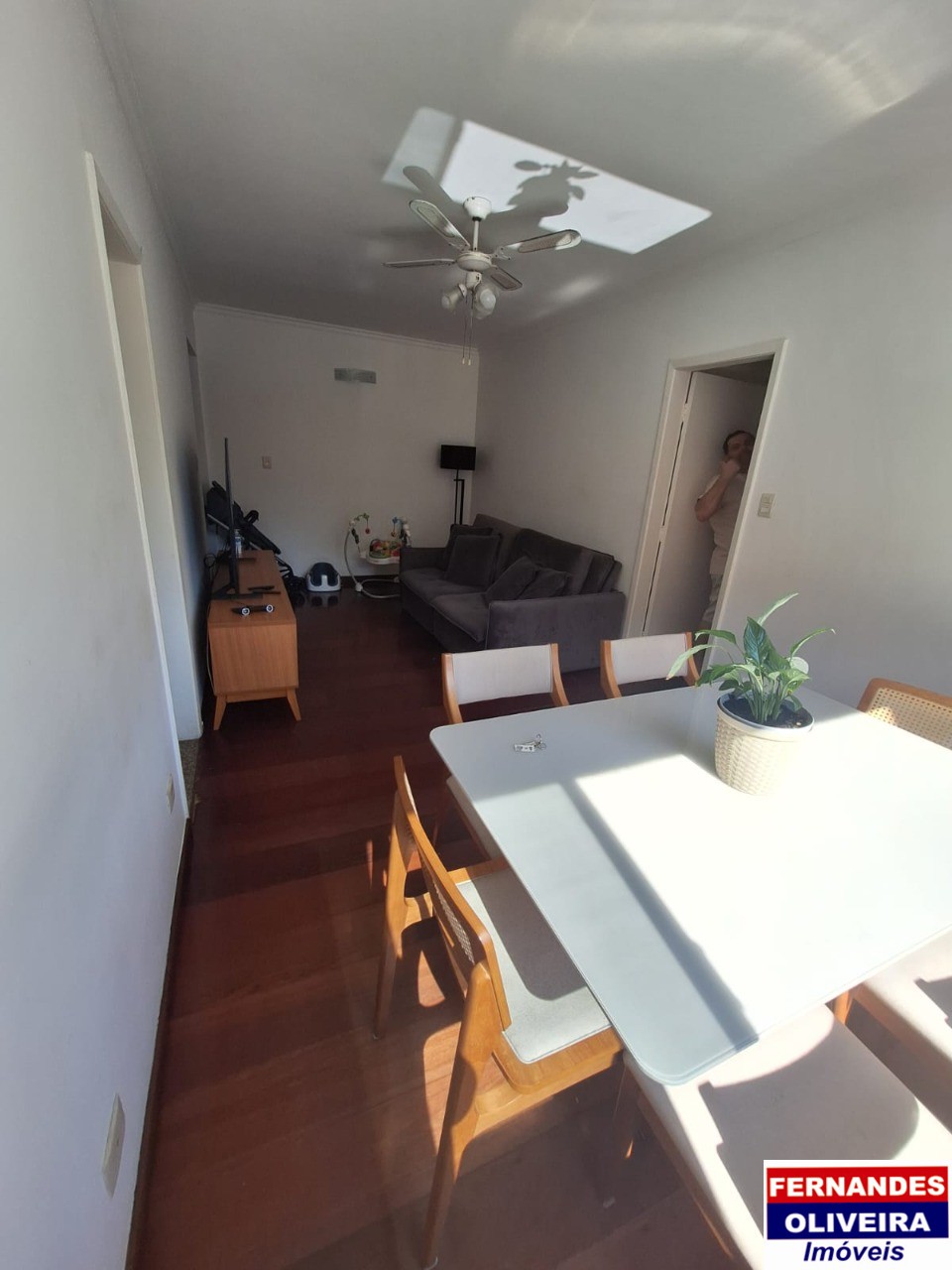 Apartamento à venda com 2 quartos, 80m² - Foto 3