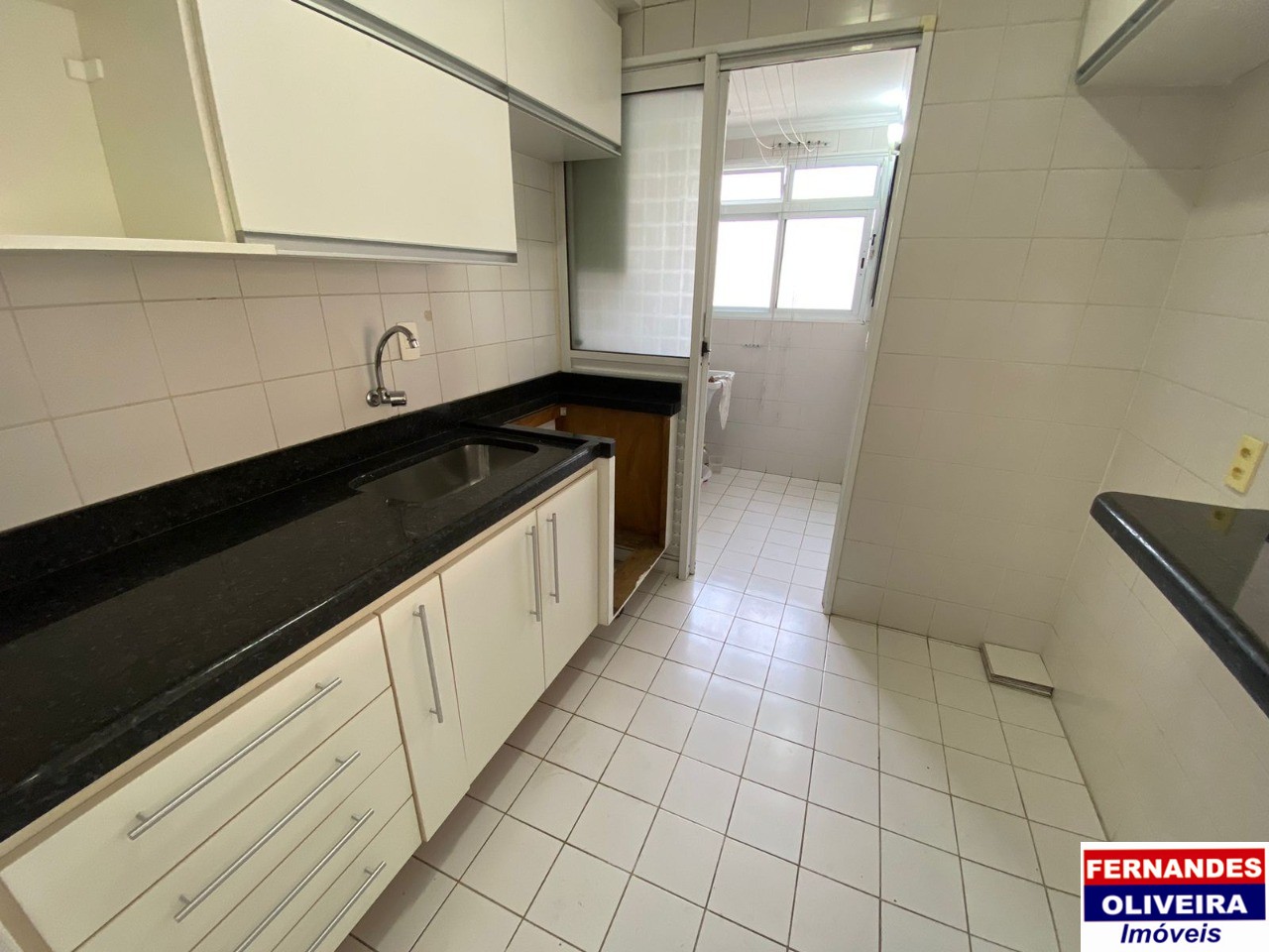 Apartamento para alugar com 2 quartos, 61m² - Foto 13