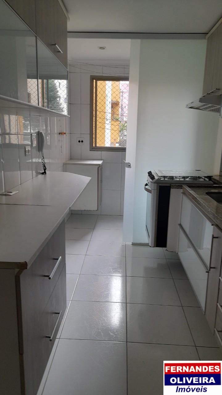 Apartamento à venda com 2 quartos, 64m² - Foto 13