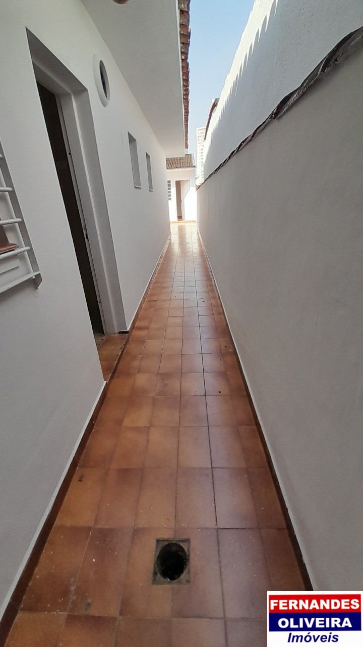 Casa à venda com 3 quartos, 260m² - Foto 18