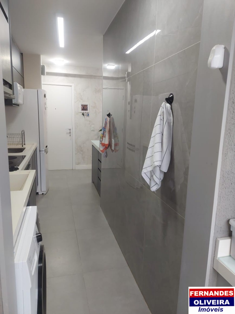 Apartamento à venda com 2 quartos, 63m² - Foto 7