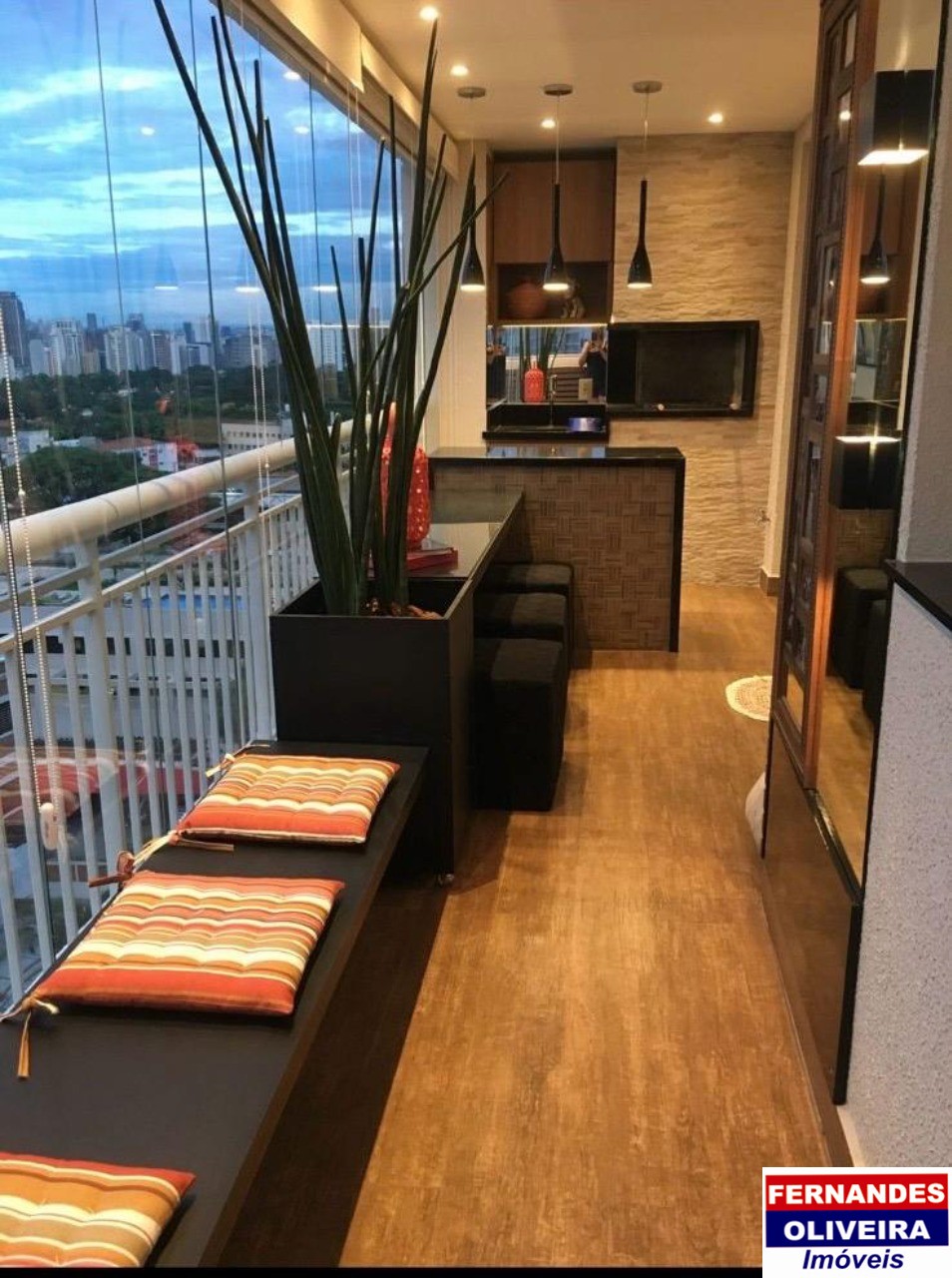 Apartamento para alugar com 3 quartos, 98m² - Foto 2