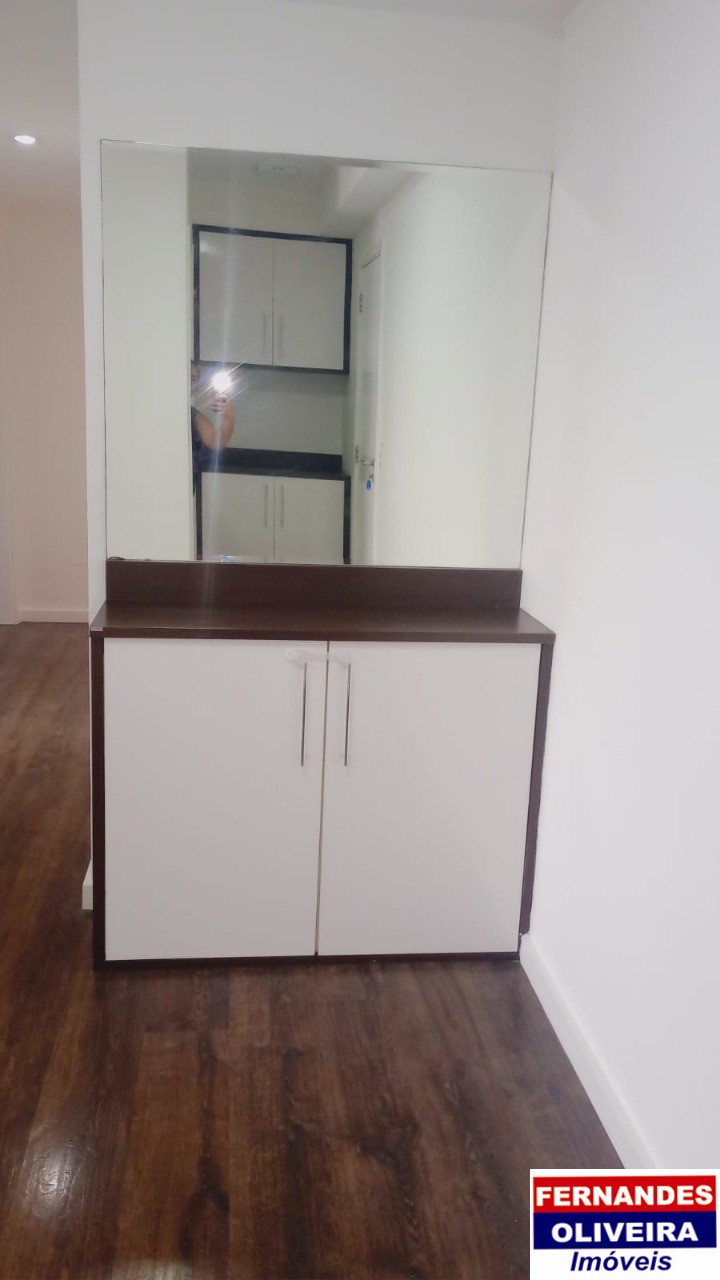 Apartamento para alugar com 3 quartos, 80m² - Foto 4