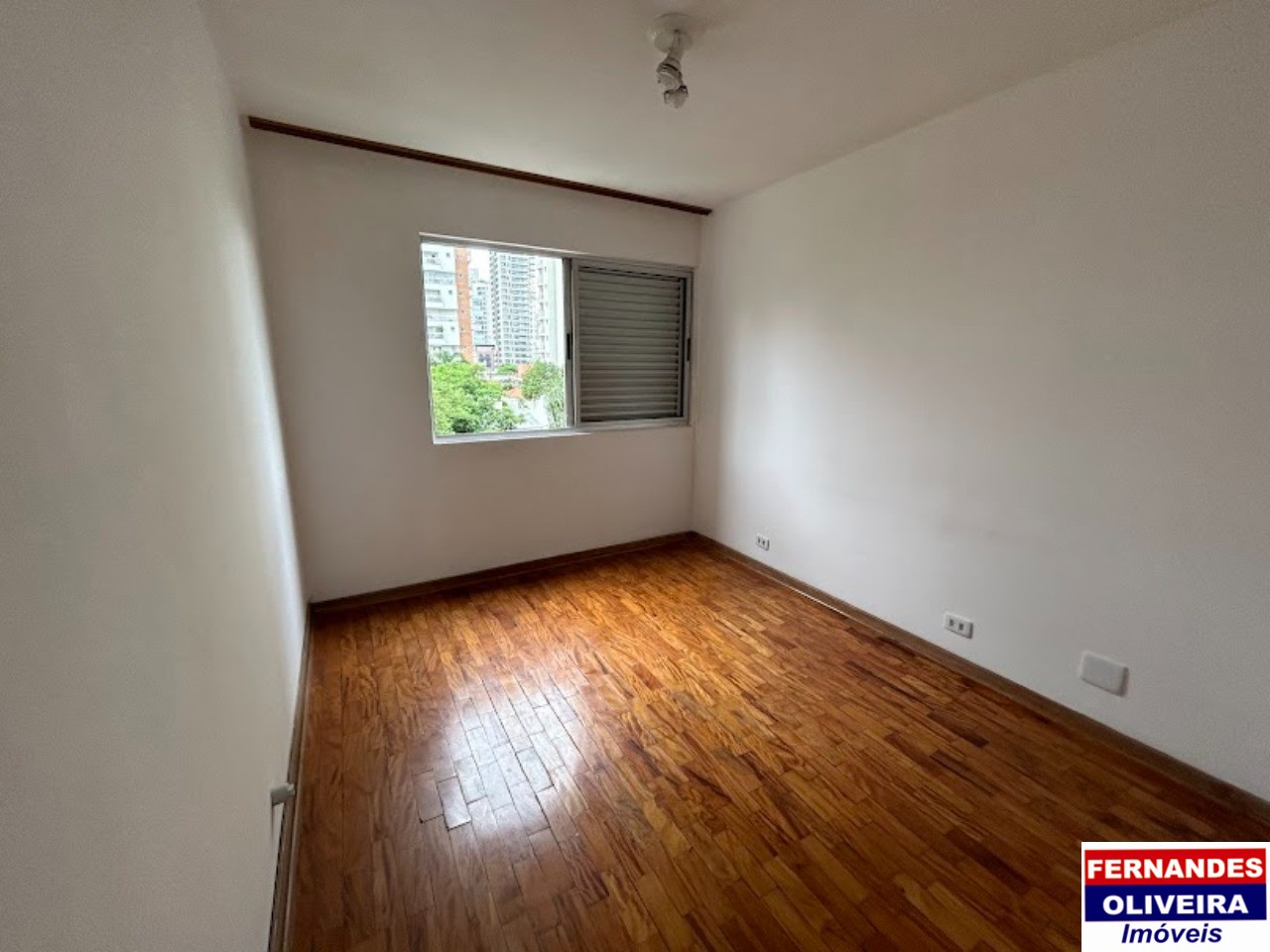 Apartamento à venda com 3 quartos, 94m² - Foto 10