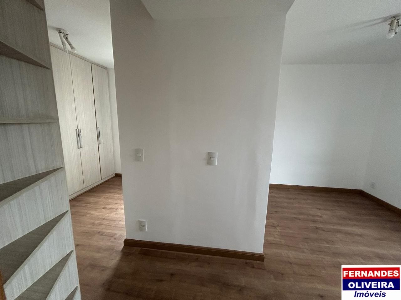 Apartamento para alugar com 2 quartos, 68m² - Foto 10