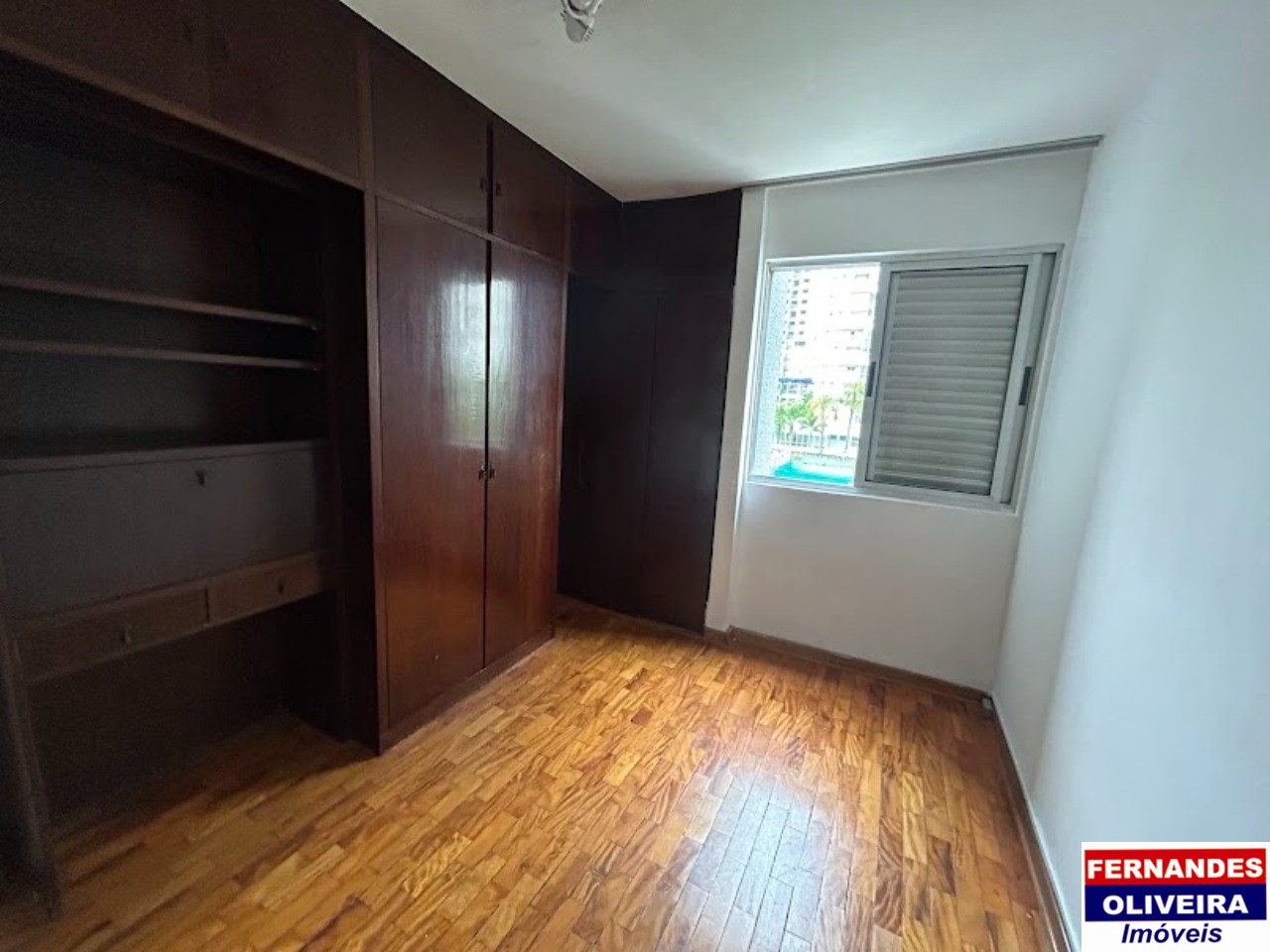 Apartamento à venda com 3 quartos, 94m² - Foto 4