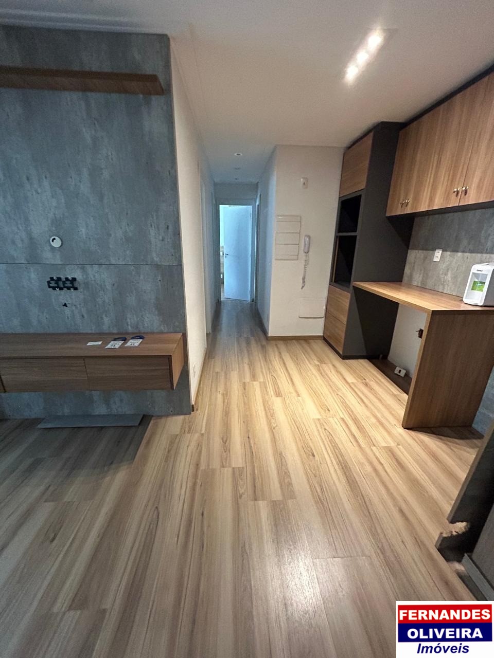 Apartamento para alugar com 3 quartos, 77m² - Foto 3