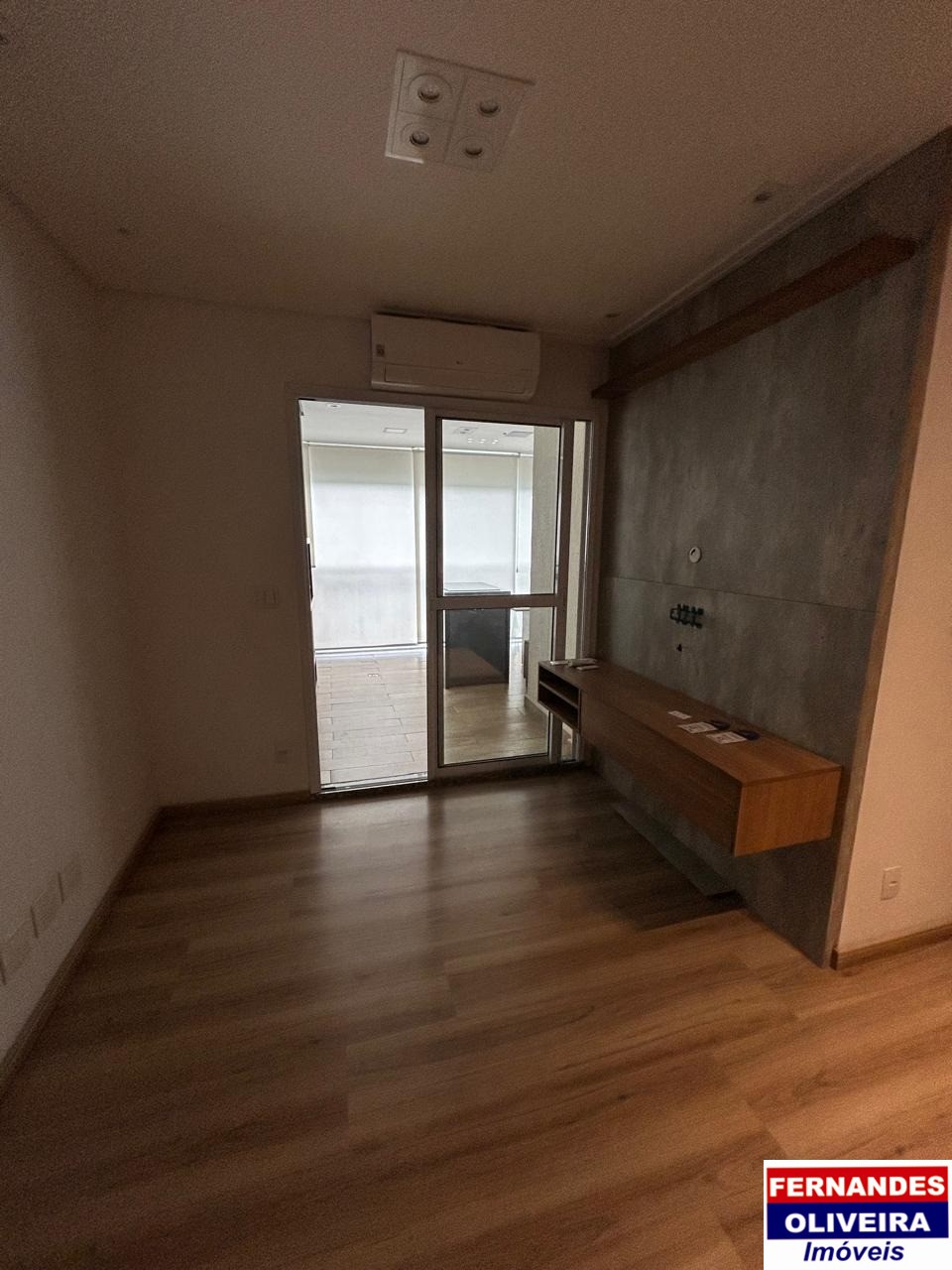 Apartamento para alugar com 3 quartos, 77m² - Foto 4