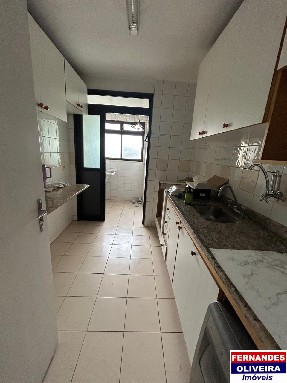 Apartamento para alugar com 3 quartos, 70m² - Foto 2