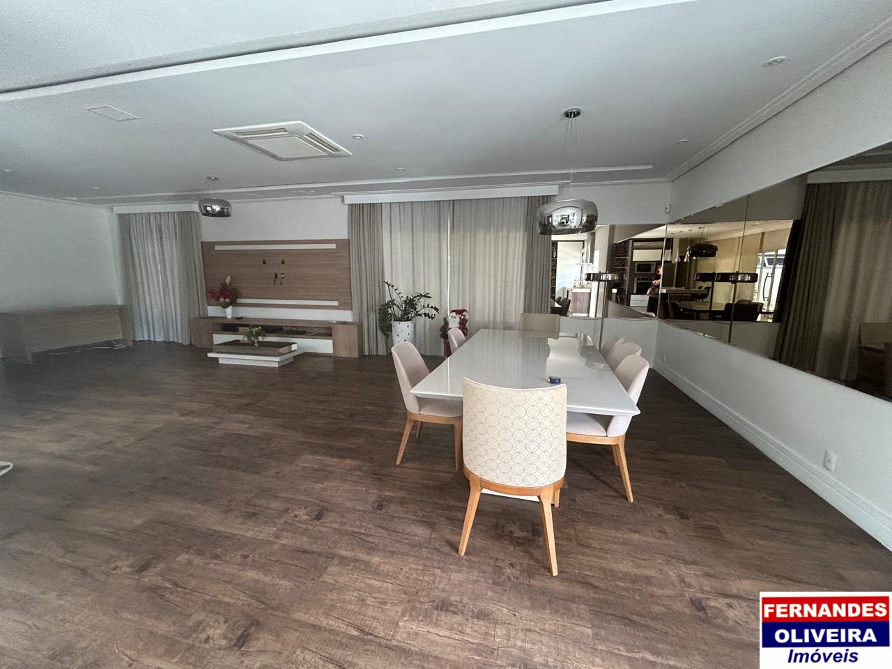 Casa, 3 quartos, 243 m² - Foto 11