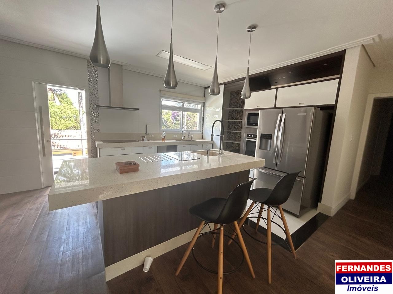 Casa, 3 quartos, 243 m² - Foto 4