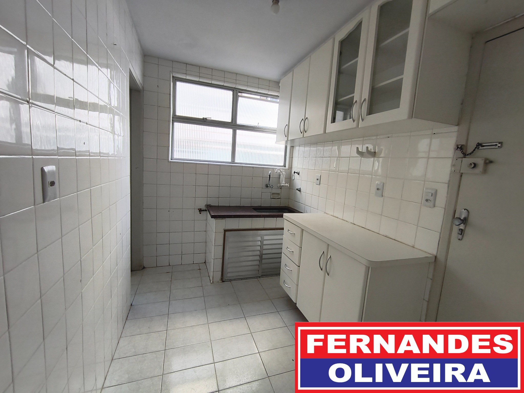 Apartamento à venda e aluguel com 2 quartos, 60m² - Foto 7
