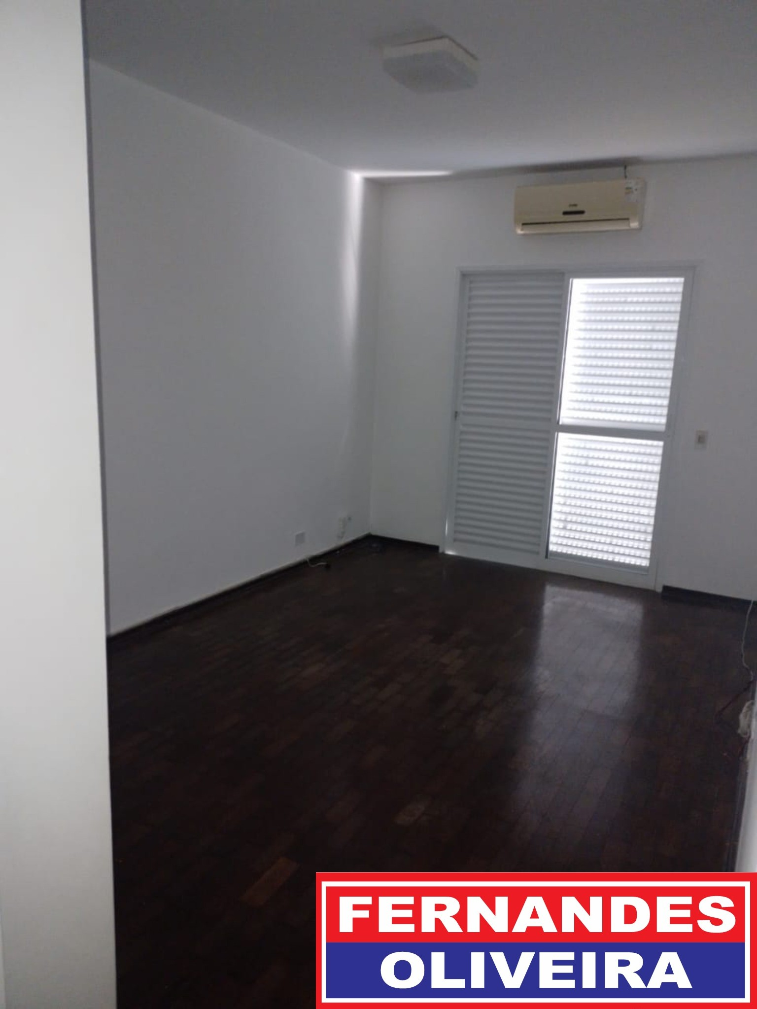 Casa para alugar com 4 quartos, 636m² - Foto 35