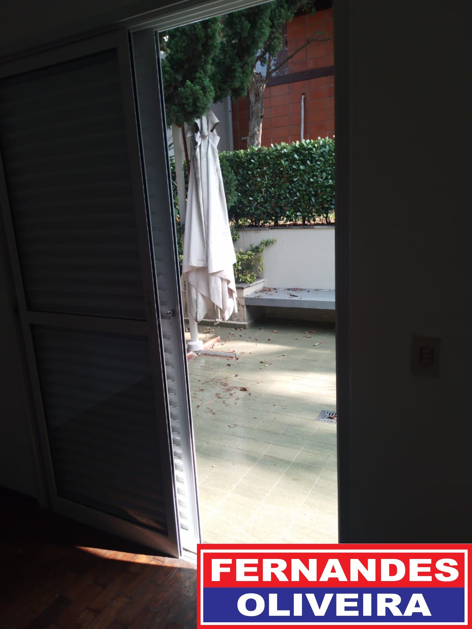 Casa para alugar com 4 quartos, 636m² - Foto 46