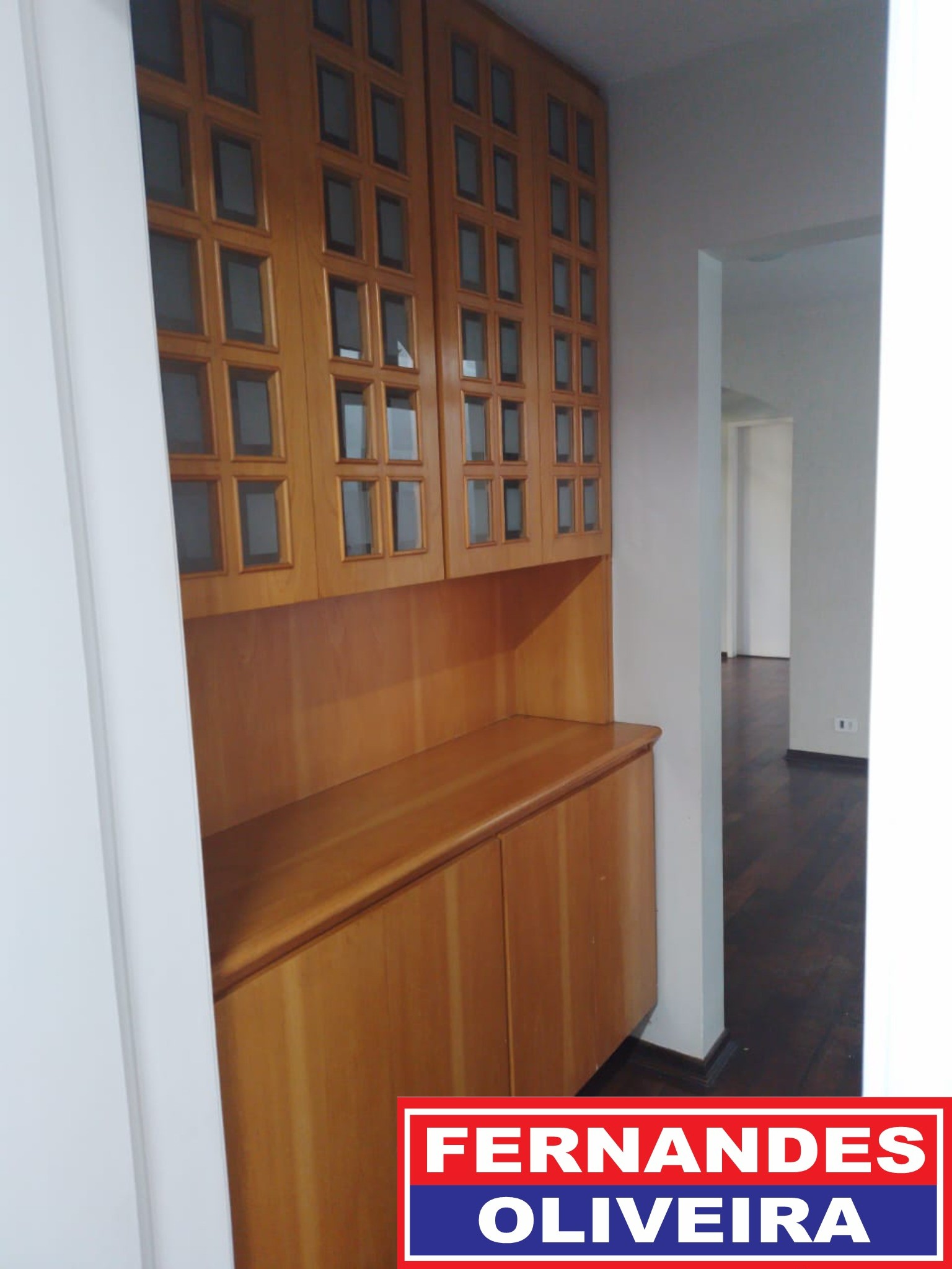 Casa para alugar com 4 quartos, 636m² - Foto 17