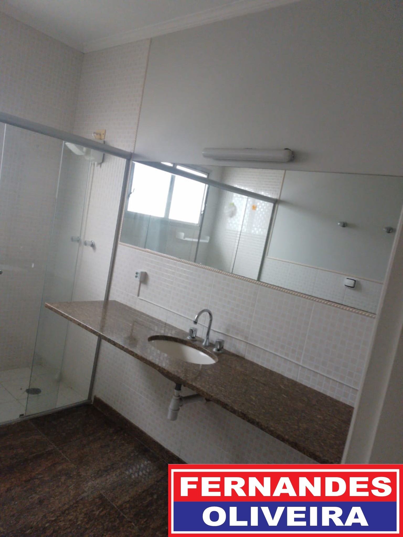 Casa para alugar com 4 quartos, 636m² - Foto 42