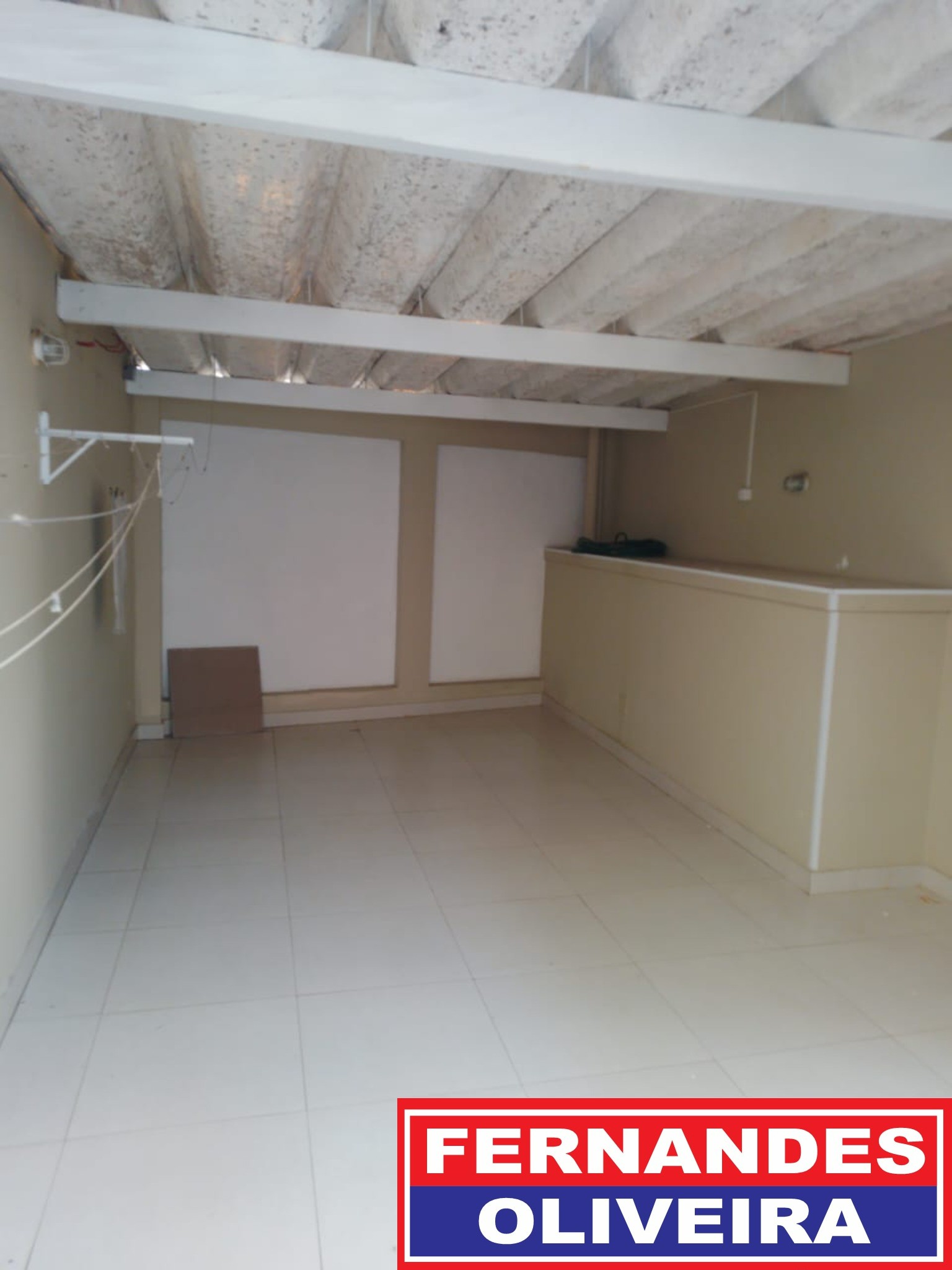 Casa para alugar com 4 quartos, 636m² - Foto 15