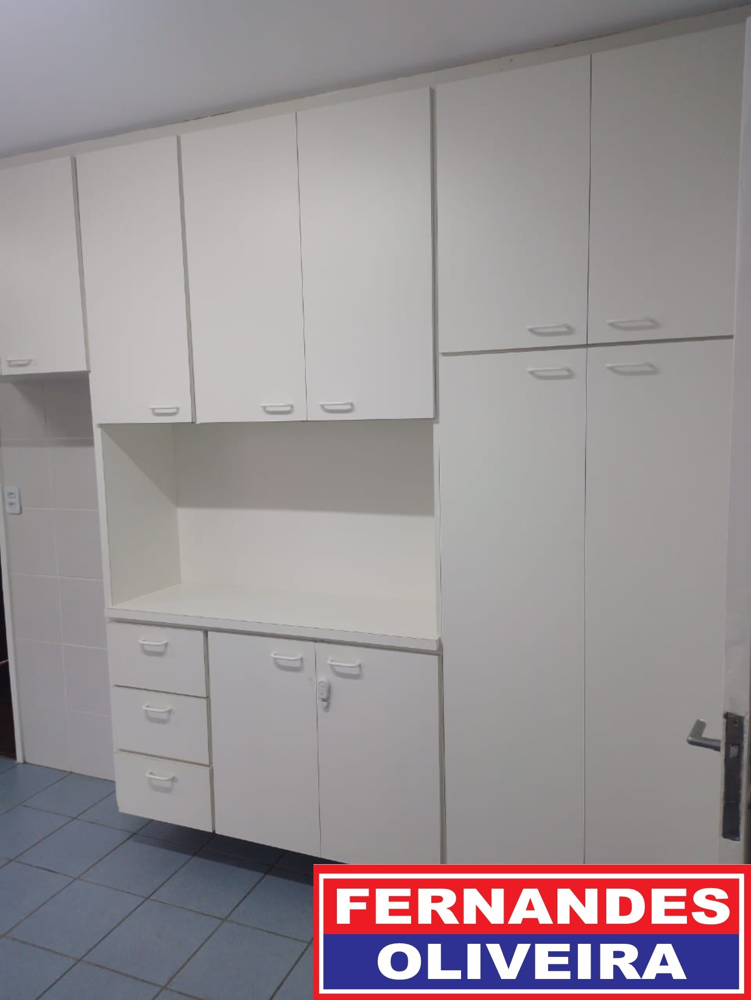 Casa para alugar com 4 quartos, 636m² - Foto 16