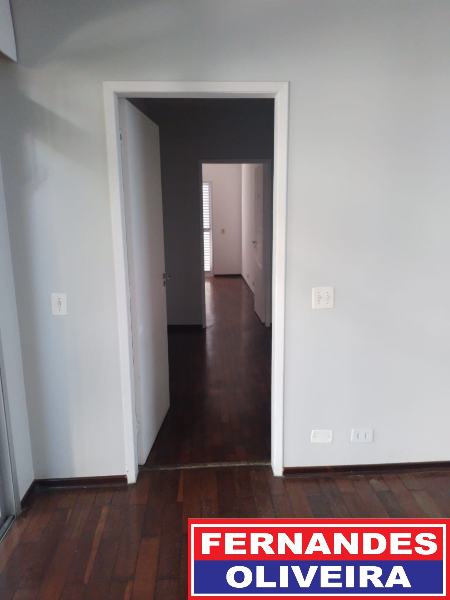 Casa para alugar com 4 quartos, 636m² - Foto 40