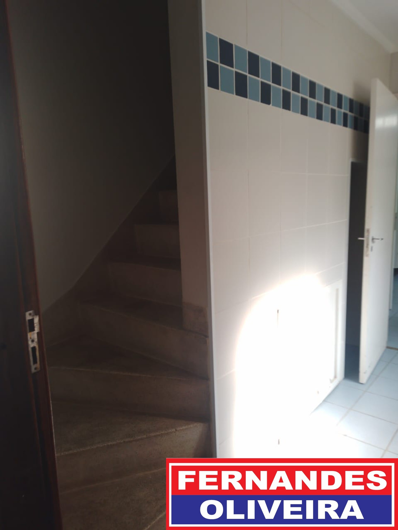 Casa para alugar com 4 quartos, 636m² - Foto 13