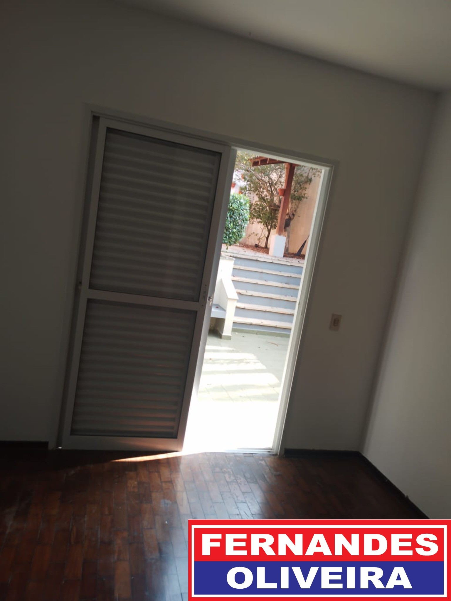 Casa para alugar com 4 quartos, 636m² - Foto 37