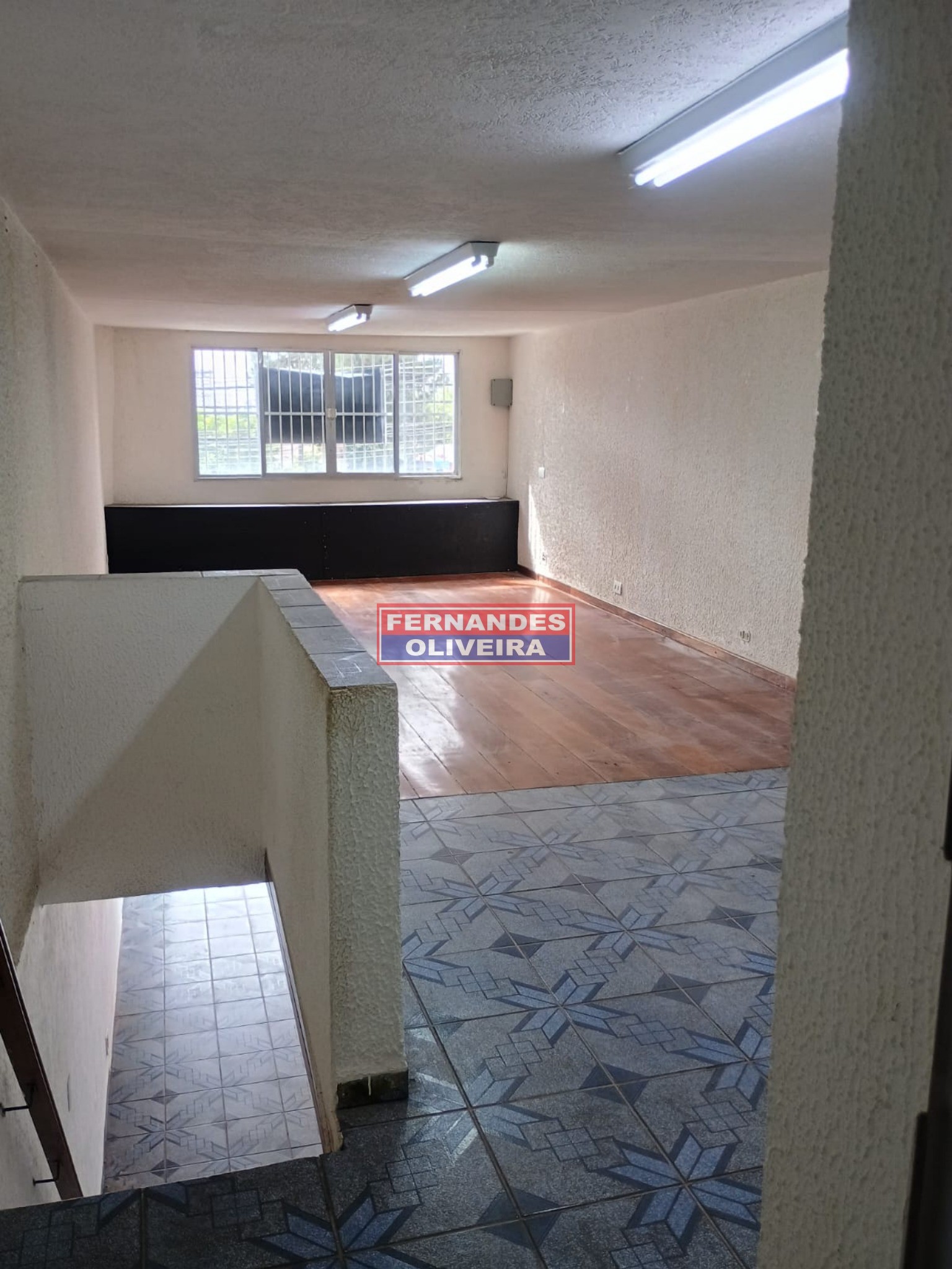Loja-Salão, 75 m² - Foto 1