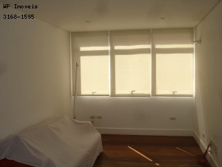 Apartamento para alugar com 3 quartos, 133m² - Foto 2