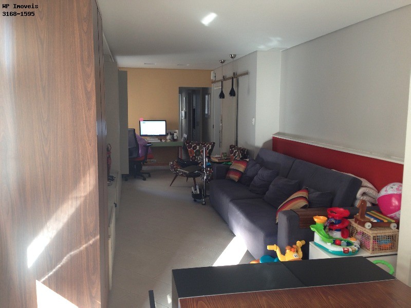 Apartamento à venda com 3 quartos, 135m² - Foto 1