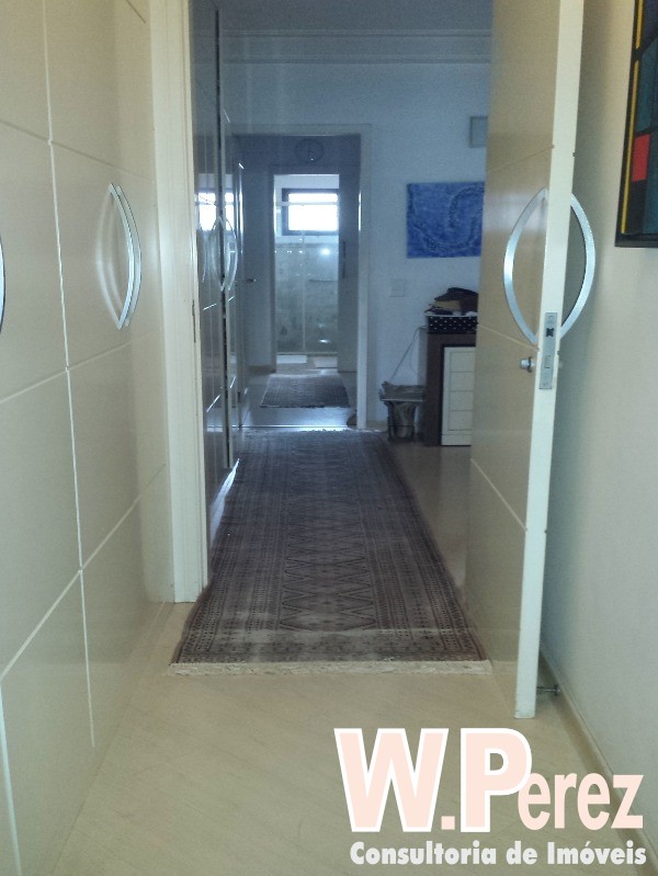 Apartamento à venda com 4 quartos, 200m² - Foto 18