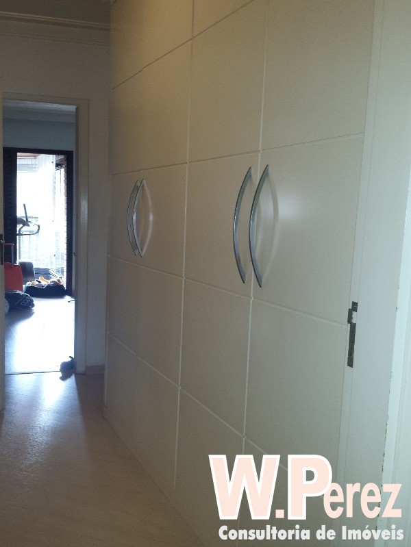 Apartamento à venda com 4 quartos, 200m² - Foto 19