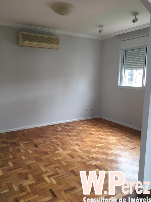 Apartamento para alugar com 3 quartos, 196m² - Foto 4