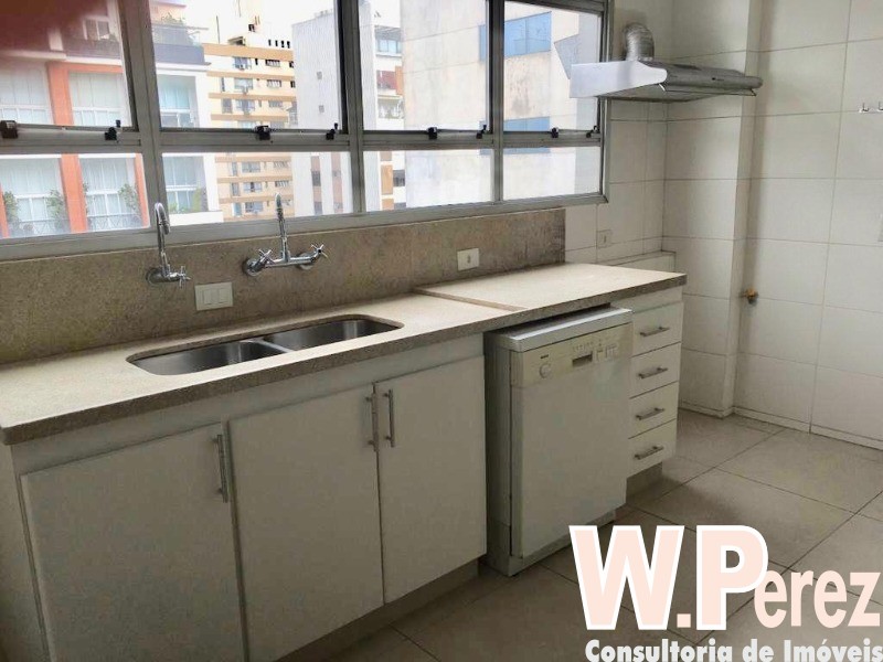 Apartamento para alugar com 3 quartos, 196m² - Foto 11