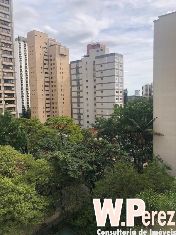 Apartamento à venda com 2 quartos, 90m² - Foto 2