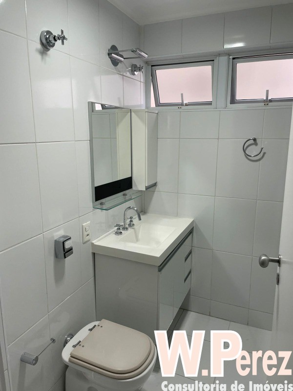 Apartamento para alugar com 3 quartos, 175m² - Foto 17