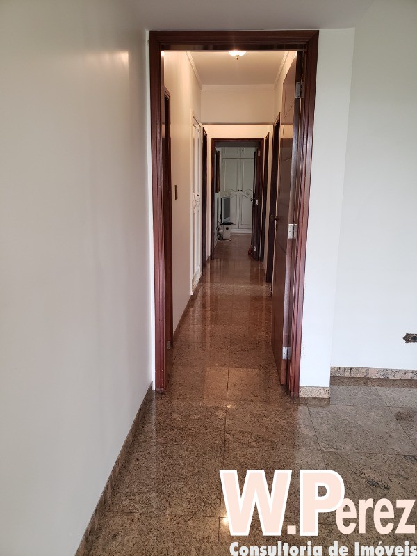 Apartamento para alugar com 3 quartos, 165m² - Foto 16