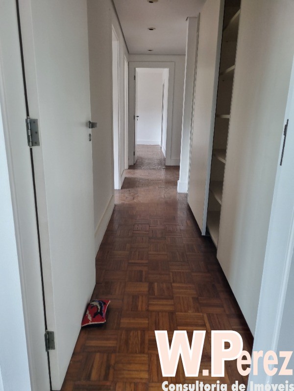 Apartamento à venda e aluguel com 3 quartos, 180m² - Foto 8