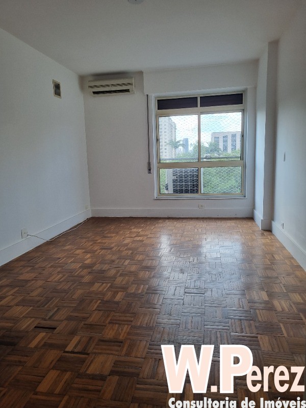 Apartamento à venda e aluguel com 3 quartos, 180m² - Foto 16