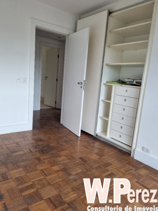 Apartamento à venda e aluguel com 3 quartos, 180m² - Foto 10