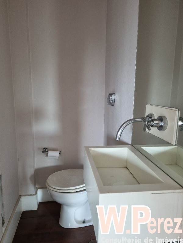 Apartamento à venda e aluguel com 3 quartos, 180m² - Foto 2