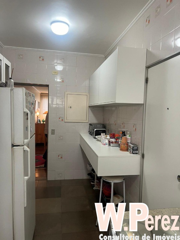 Apartamento à venda com 3 quartos, 137m² - Foto 12