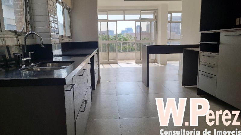 Apartamento à venda e aluguel com 3 quartos, 236m² - Foto 1