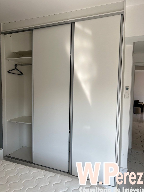 Apartamento para alugar com 2 quartos, 96m² - Foto 15