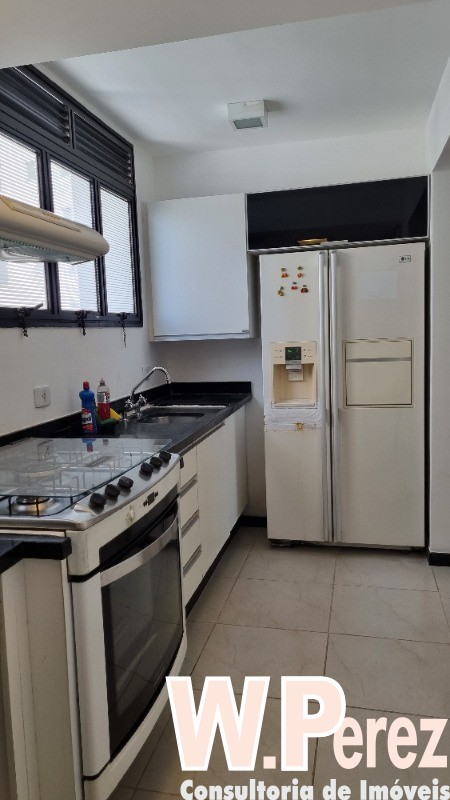 Apartamento para alugar com 3 quartos, 144m² - Foto 9