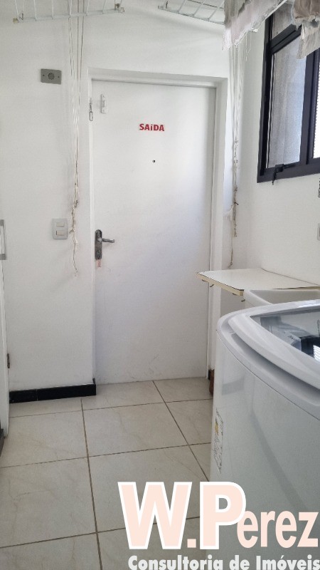 Apartamento para alugar com 3 quartos, 144m² - Foto 35